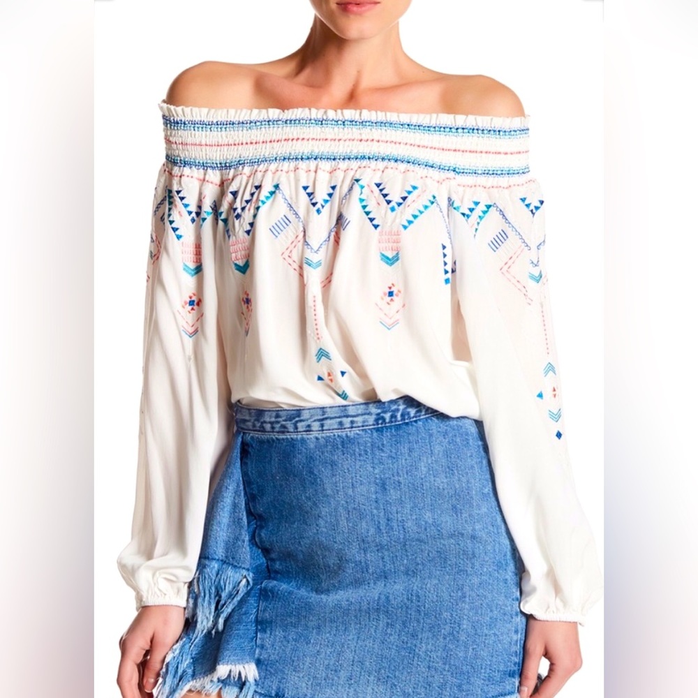NWOT Parker Teagan Smocked Off-Shoulder Embroidered Aztec Blouse size M